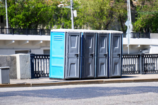 Best Portable restroom trailer rental  in Desoto Lakes, FL